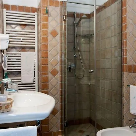 S'alzola Hotel *